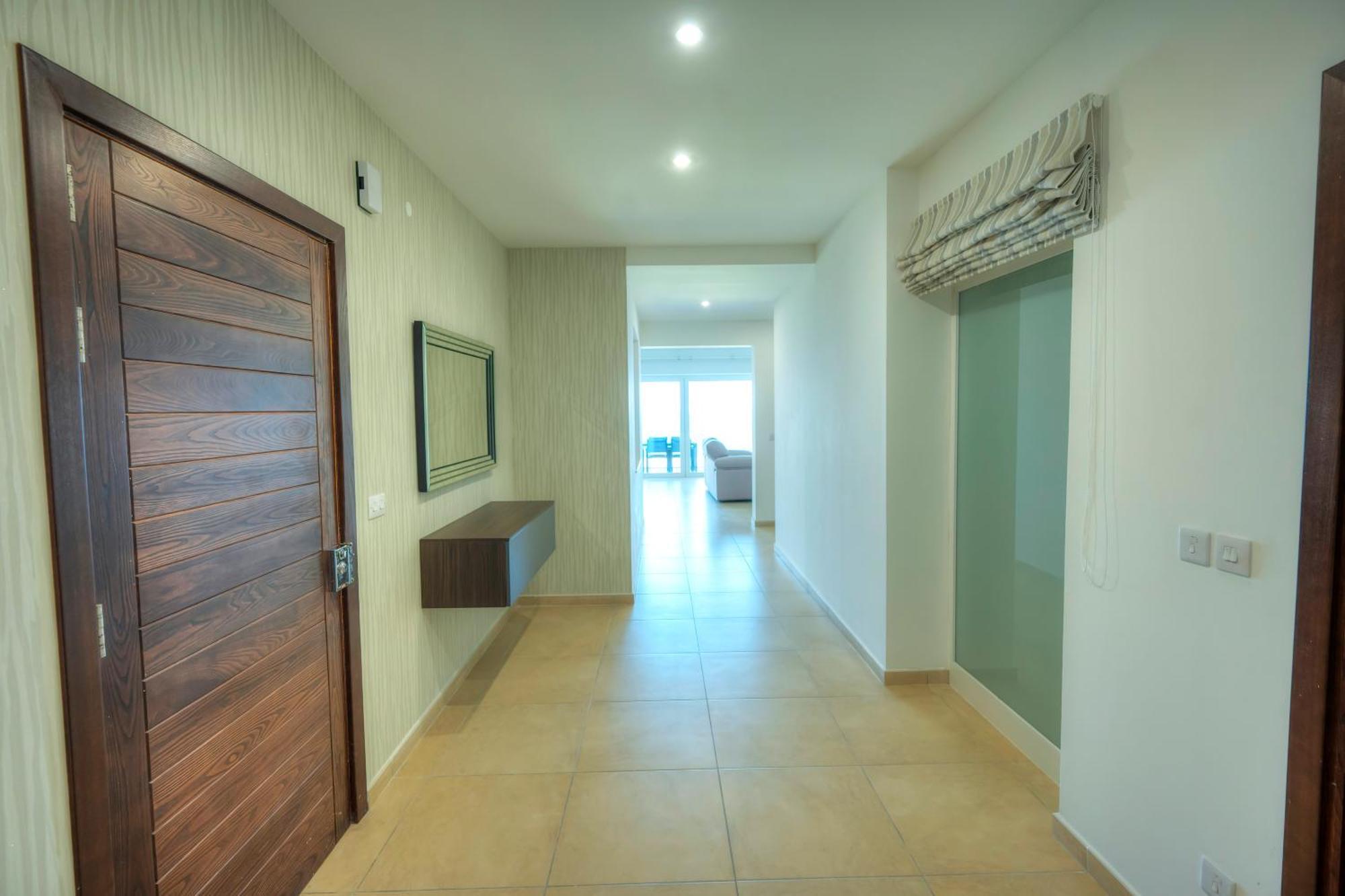 Cambridge Apartment Sliema
