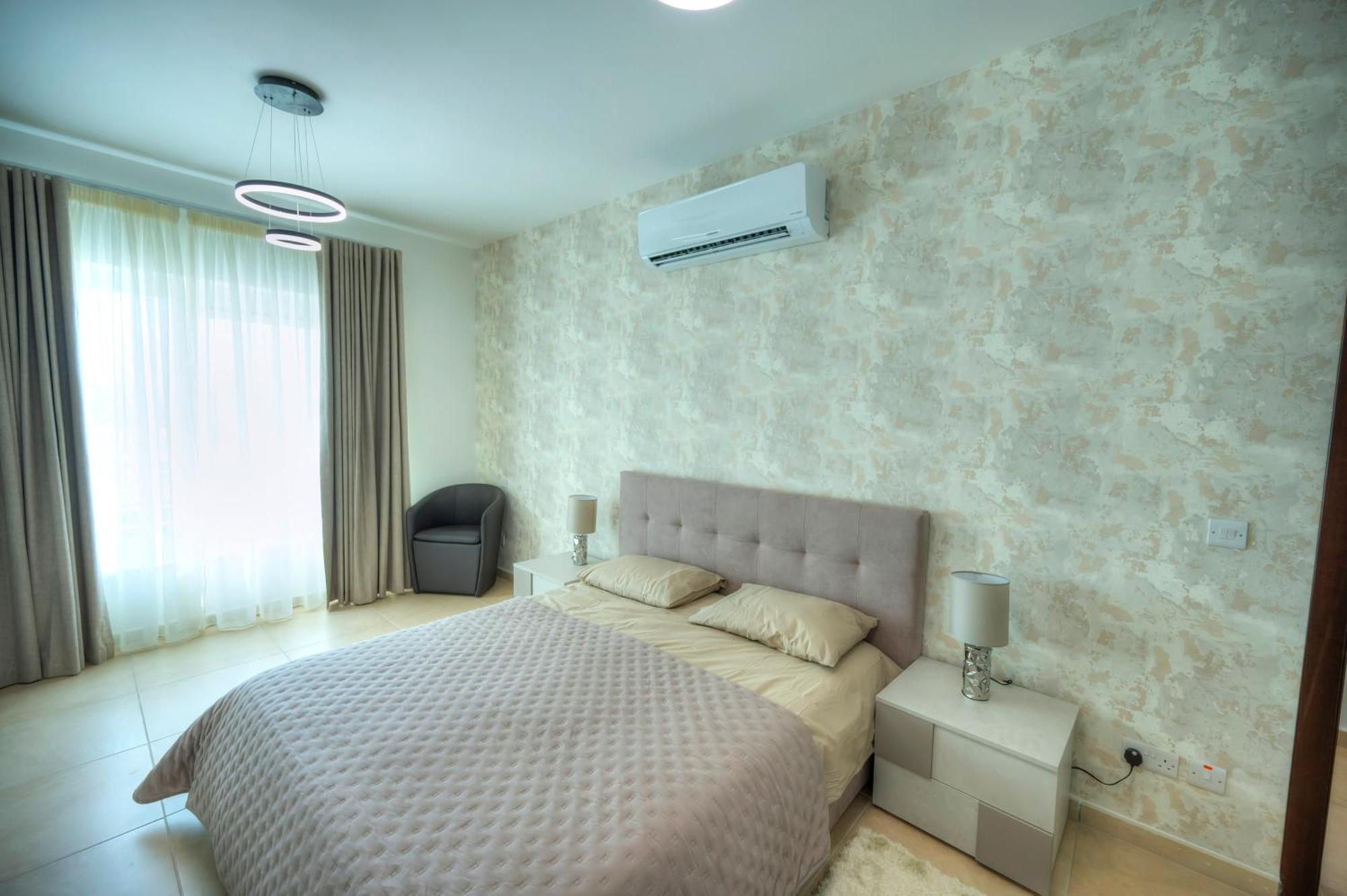 Cambridge Apartment Sliema