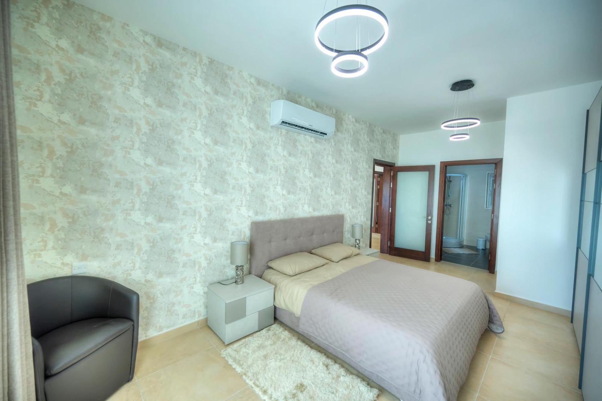 Cambridge Apartment Sliema